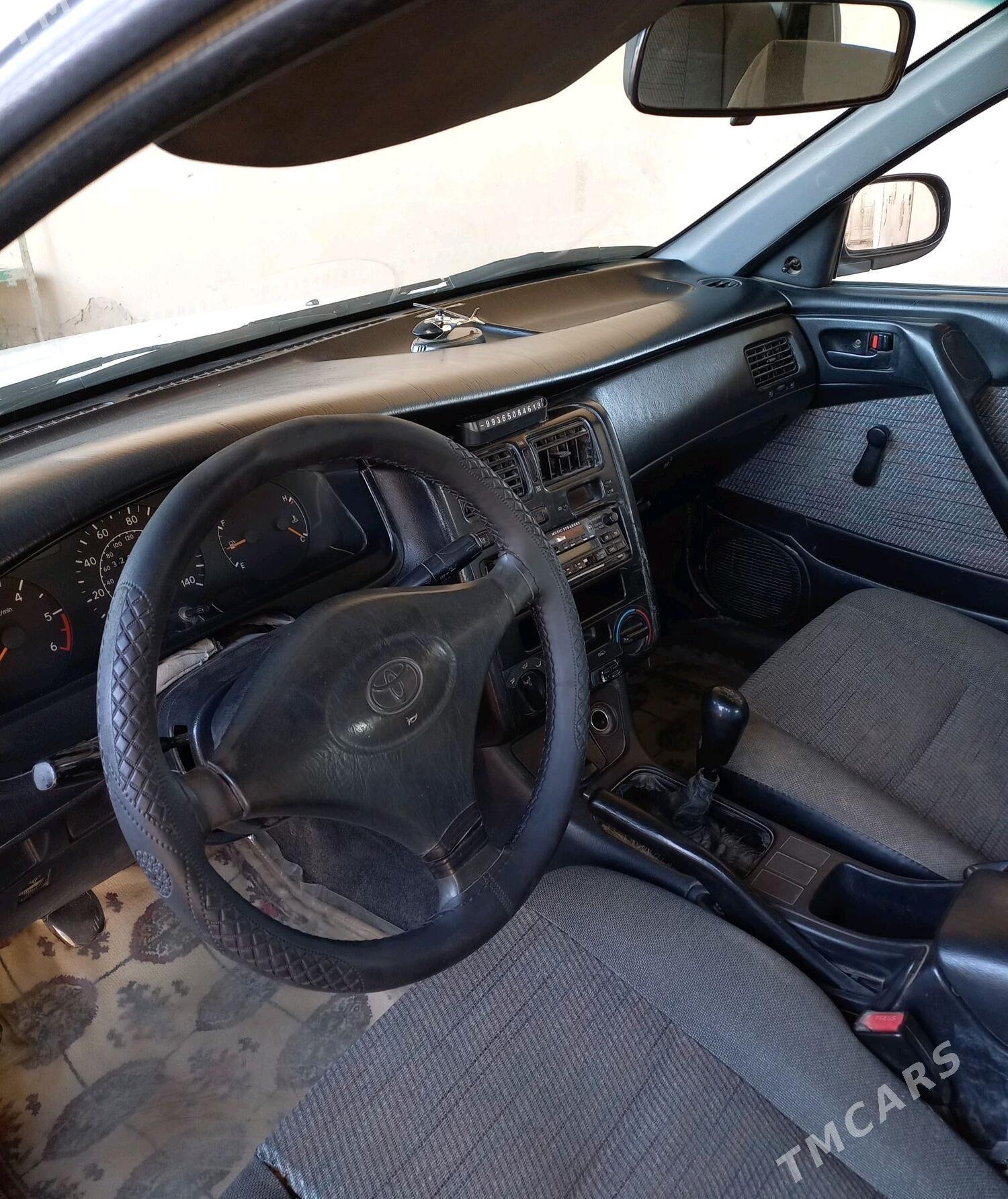 Toyota Carina 1993 - 73 000 TMT - Шабатский этрап - img 5
