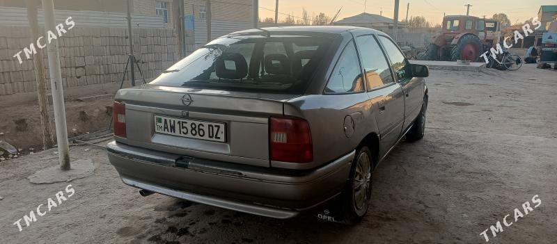 Opel Vectra 1992 - 33 000 TMT - Кёнеургенч - img 2