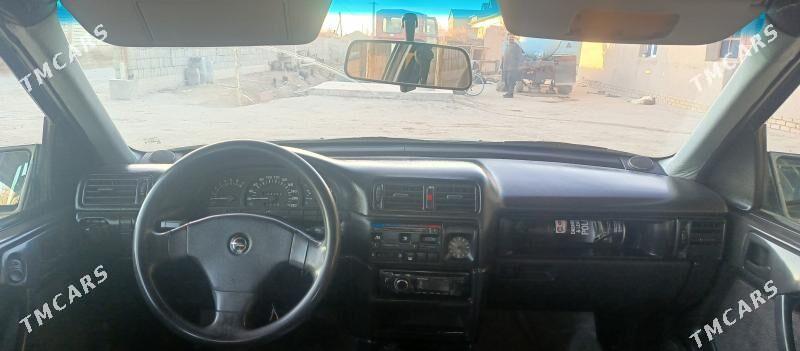 Opel Vectra 1992 - 33 000 TMT - Кёнеургенч - img 1
