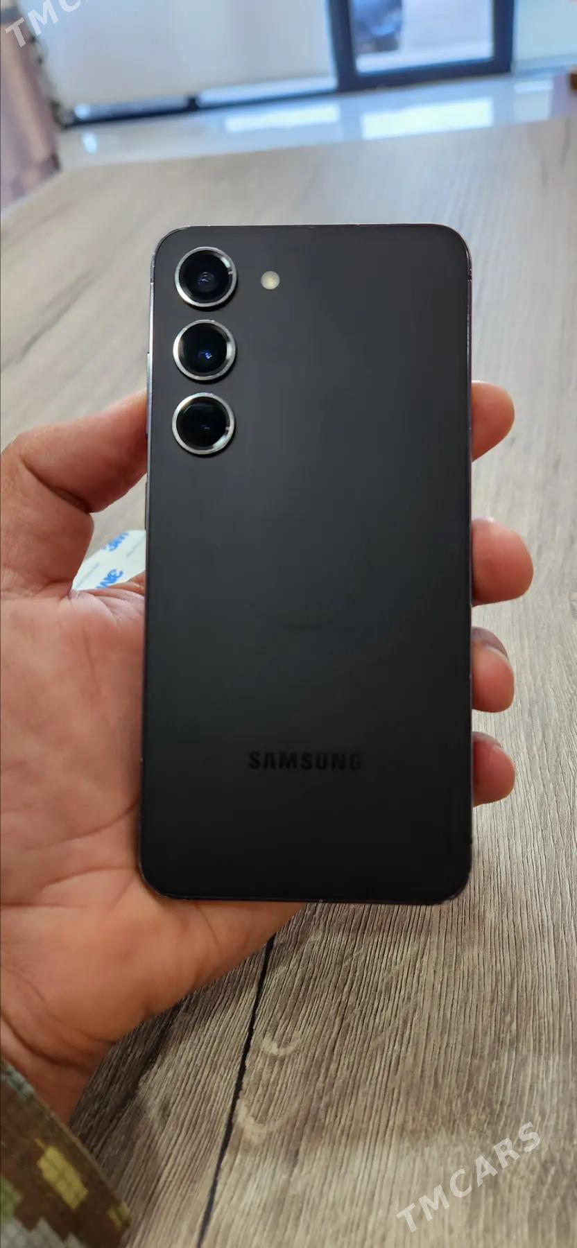 Samsung S23 - Mary - img 1