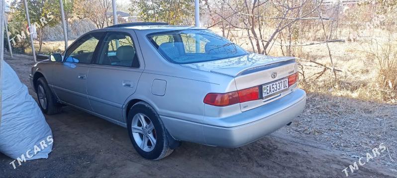 Toyota Camry 2001 - 160 000 TMT - Köneürgenç - img 3