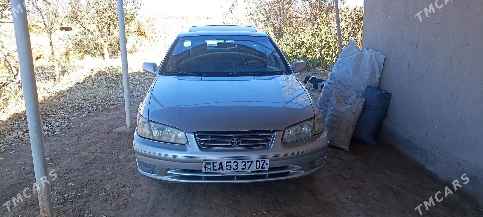 Toyota Camry 2001 - 160 000 TMT - Köneürgenç - img 1