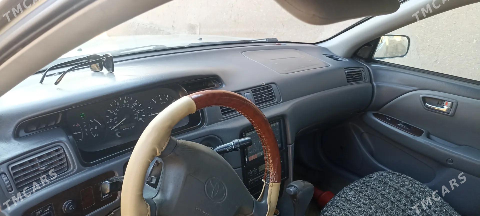 Toyota Camry 2001 - 160 000 TMT - Köneürgenç - img 5