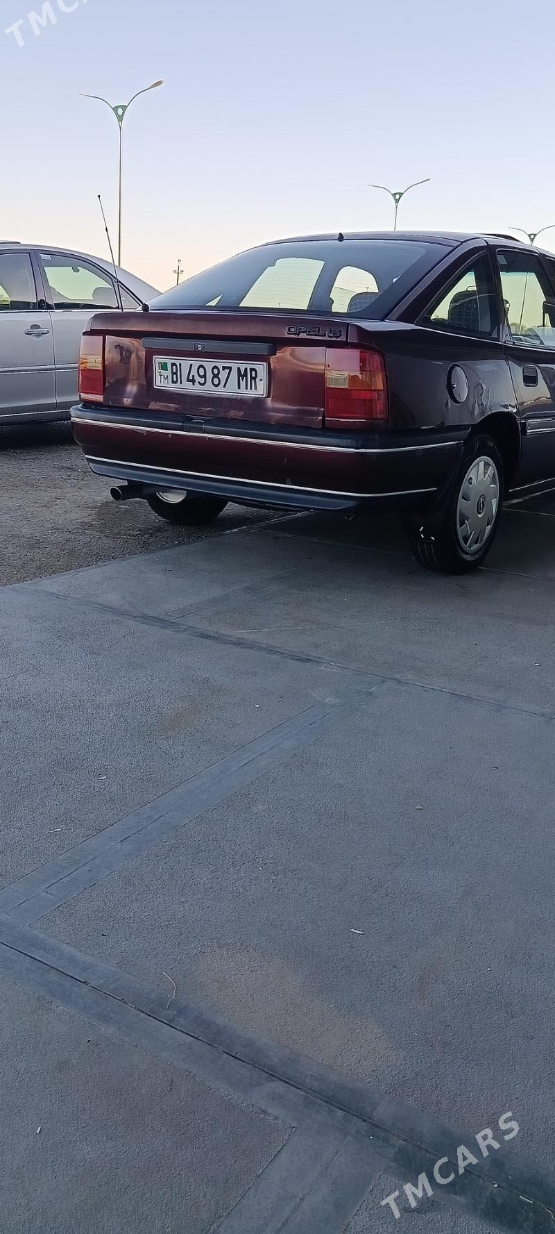 Opel Vectra 1992 - 25 000 TMT - Mary - img 4