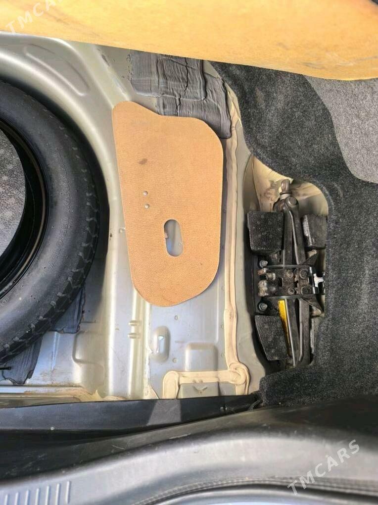 Toyota Camry 2011 - 220 000 TMT - Gubadag - img 8