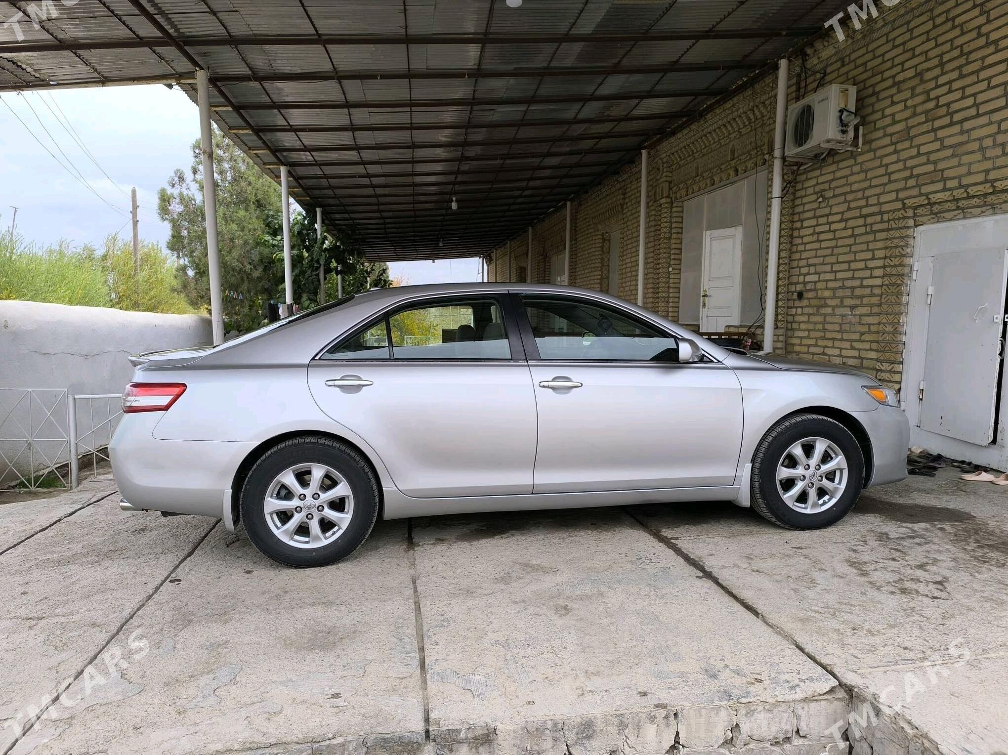 Toyota Camry 2011 - 220 000 TMT - Gubadag - img 6