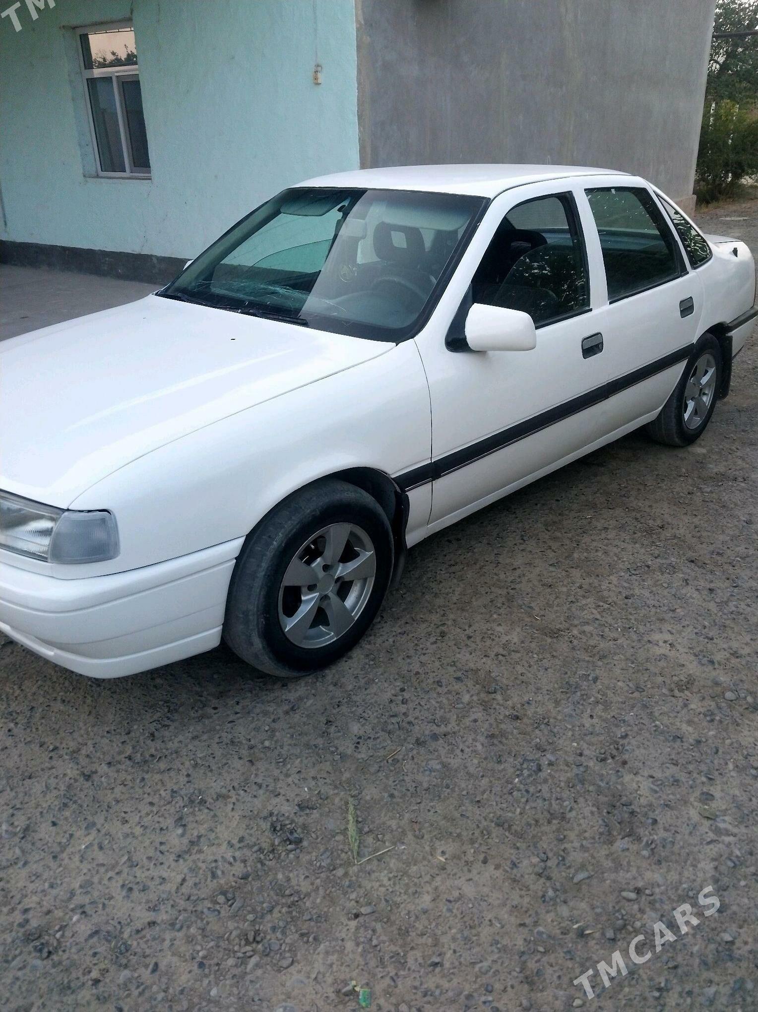 Opel Vectra 1992 - 32 000 TMT - Kaka - img 2
