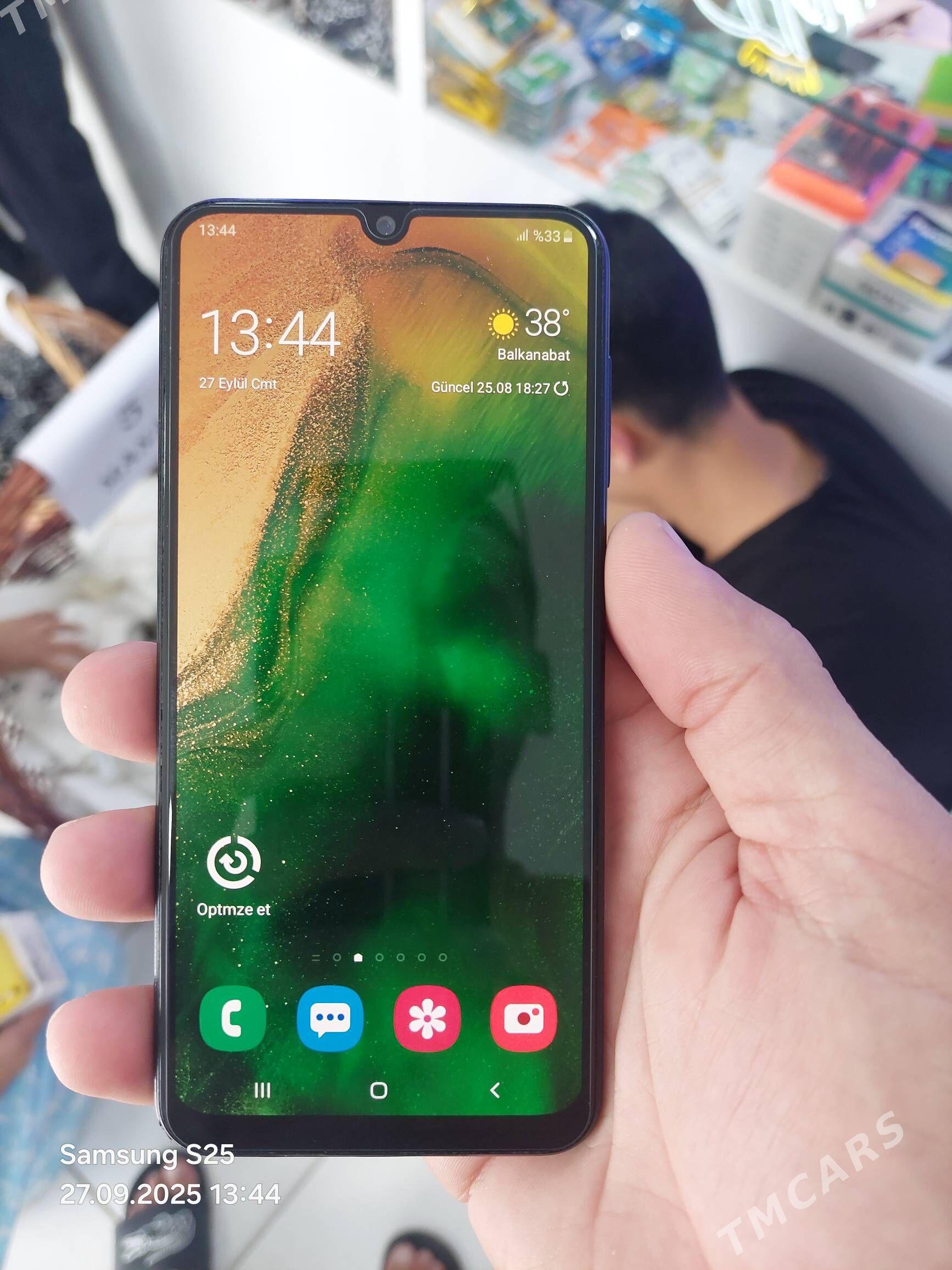 samsung a50 4 128 obmen - Balkanabat - img 1