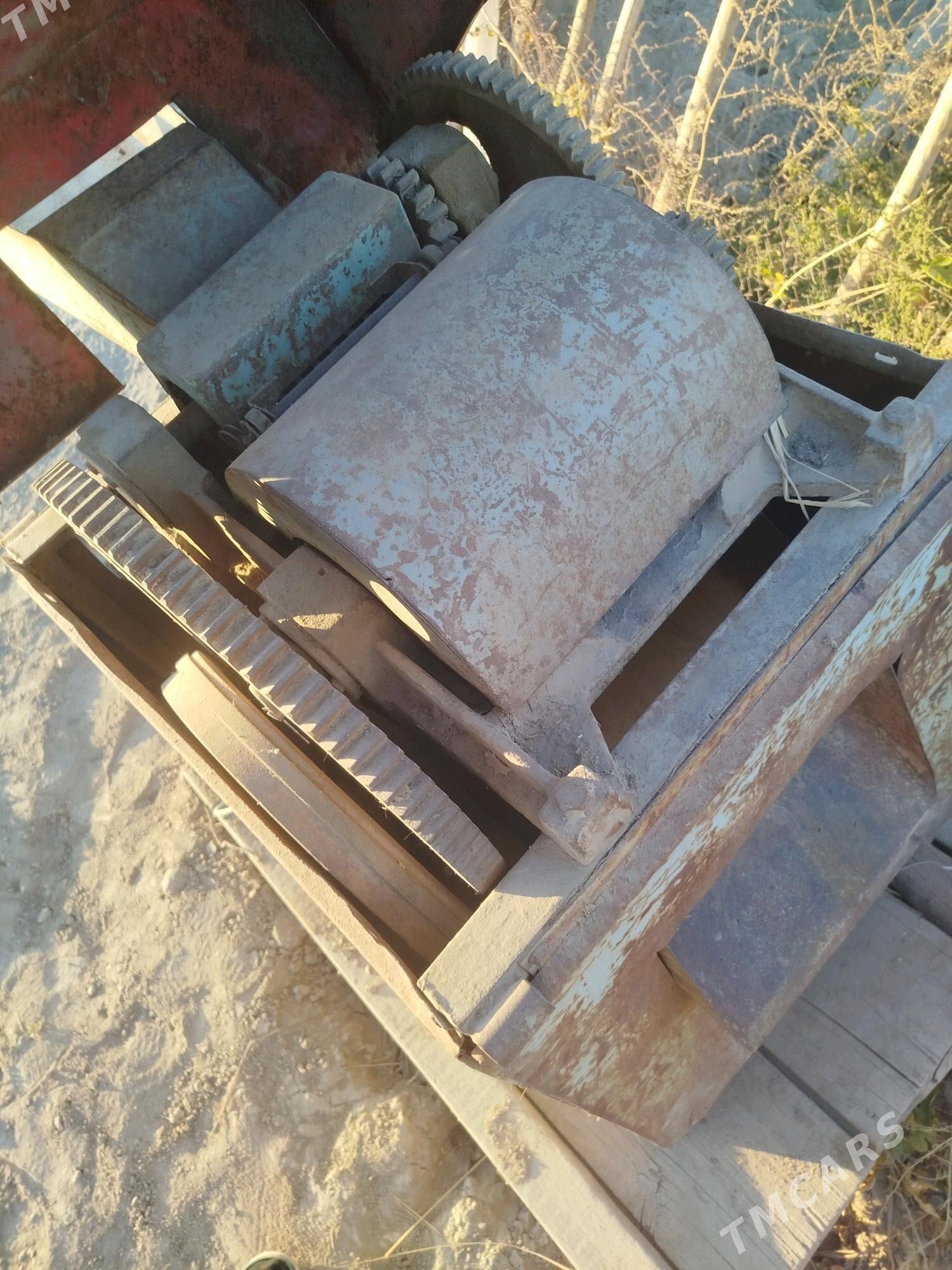 ot kyrkyan - Дянев - img 1