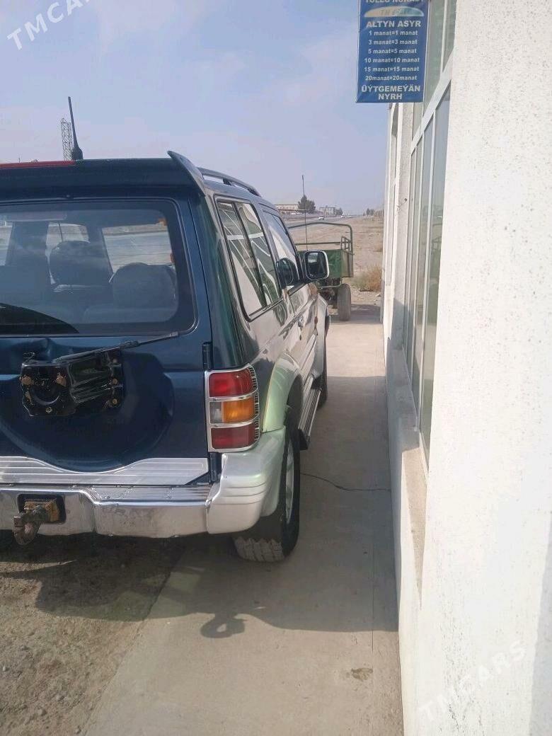 Mitsubishi Pajero 1994 - 55 000 TMT - Garabekewül - img 2