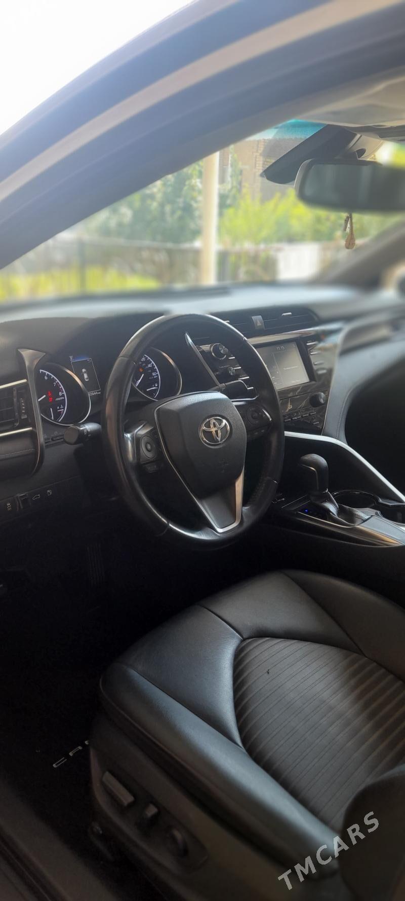 Toyota Camry 2018 - 320 000 TMT - Байрамали - img 8