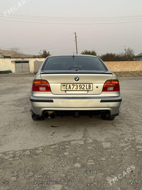 BMW 530 2002 - 150 000 TMT - Магданлы - img 1
