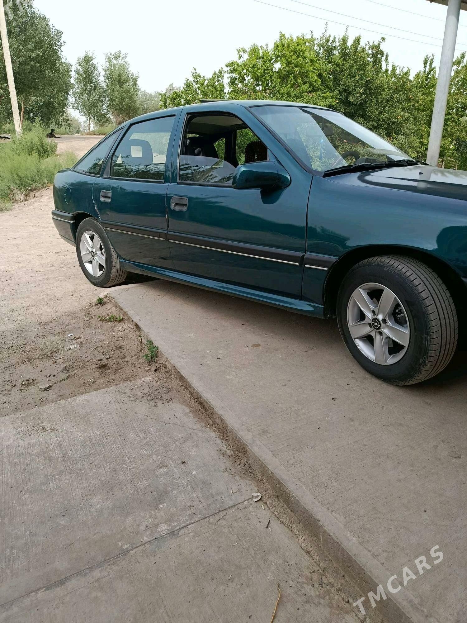 Opel Vectra 1995 - 48 000 TMT - Дашогуз - img 3