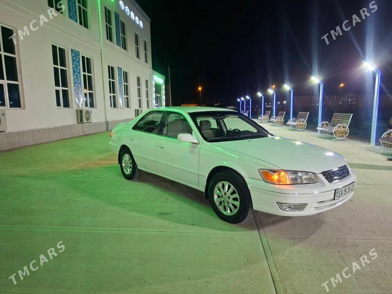 Toyota Camry 2000 - 160 000 TMT - Köneürgenç - img 5