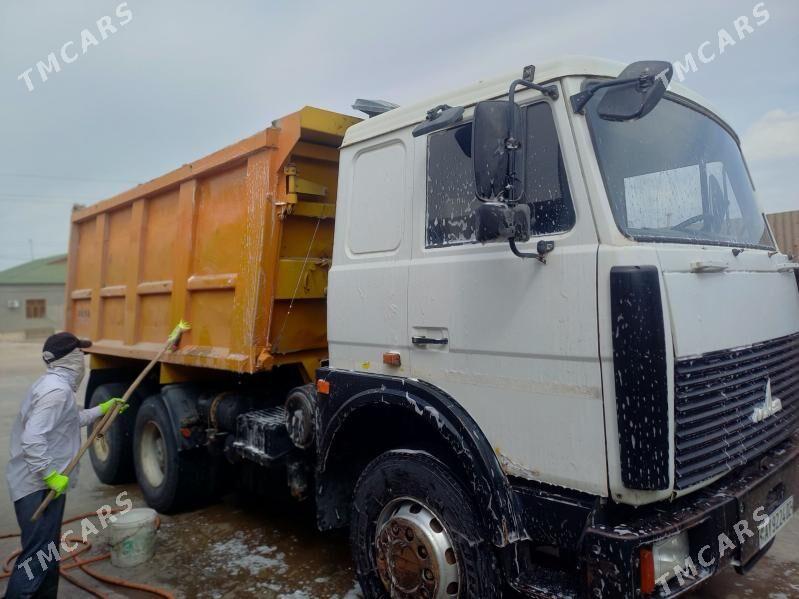 Maz Samosval 2013 - 450 000 TMT - Гурбансолтан Едже - img 1