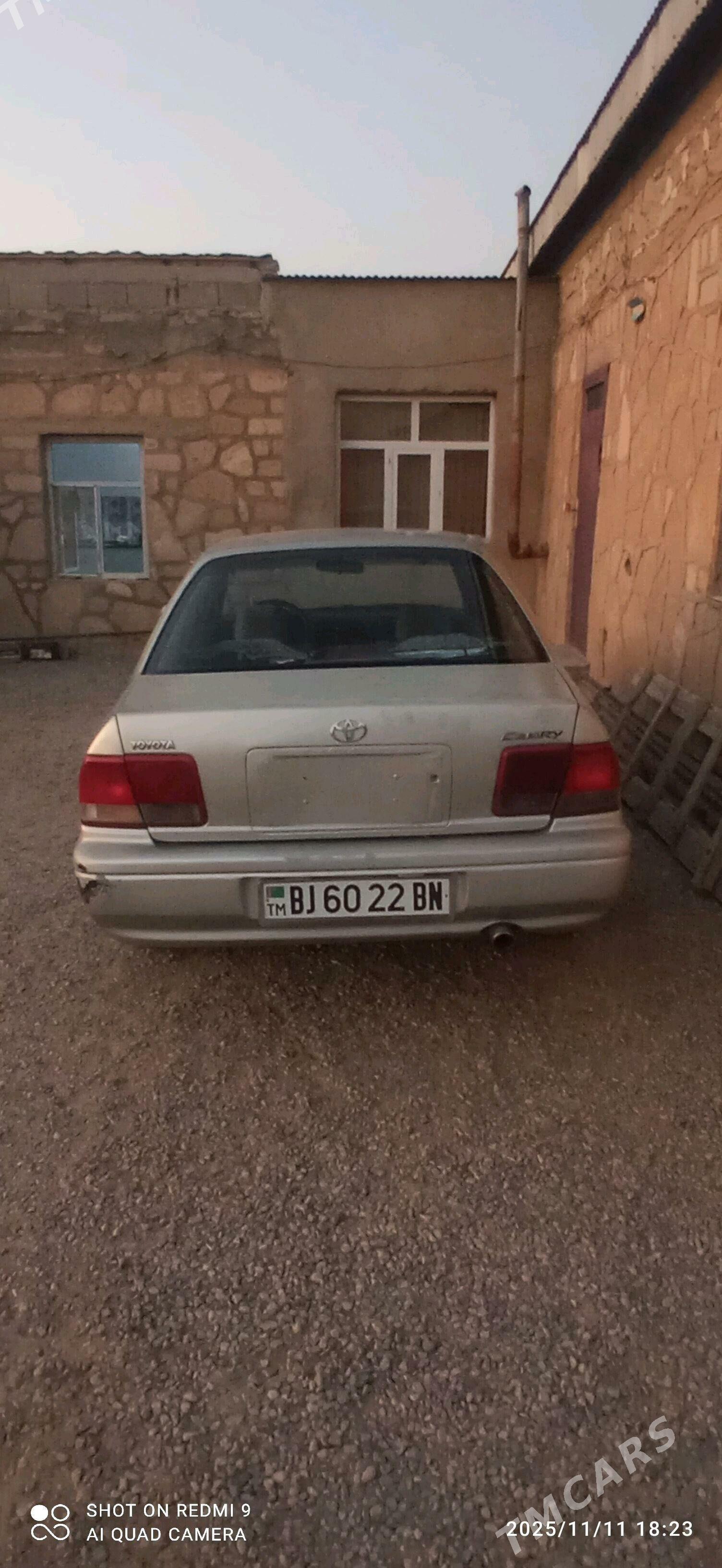 Toyota Vista 1995 - 65 000 TMT - Гызыларбат - img 5