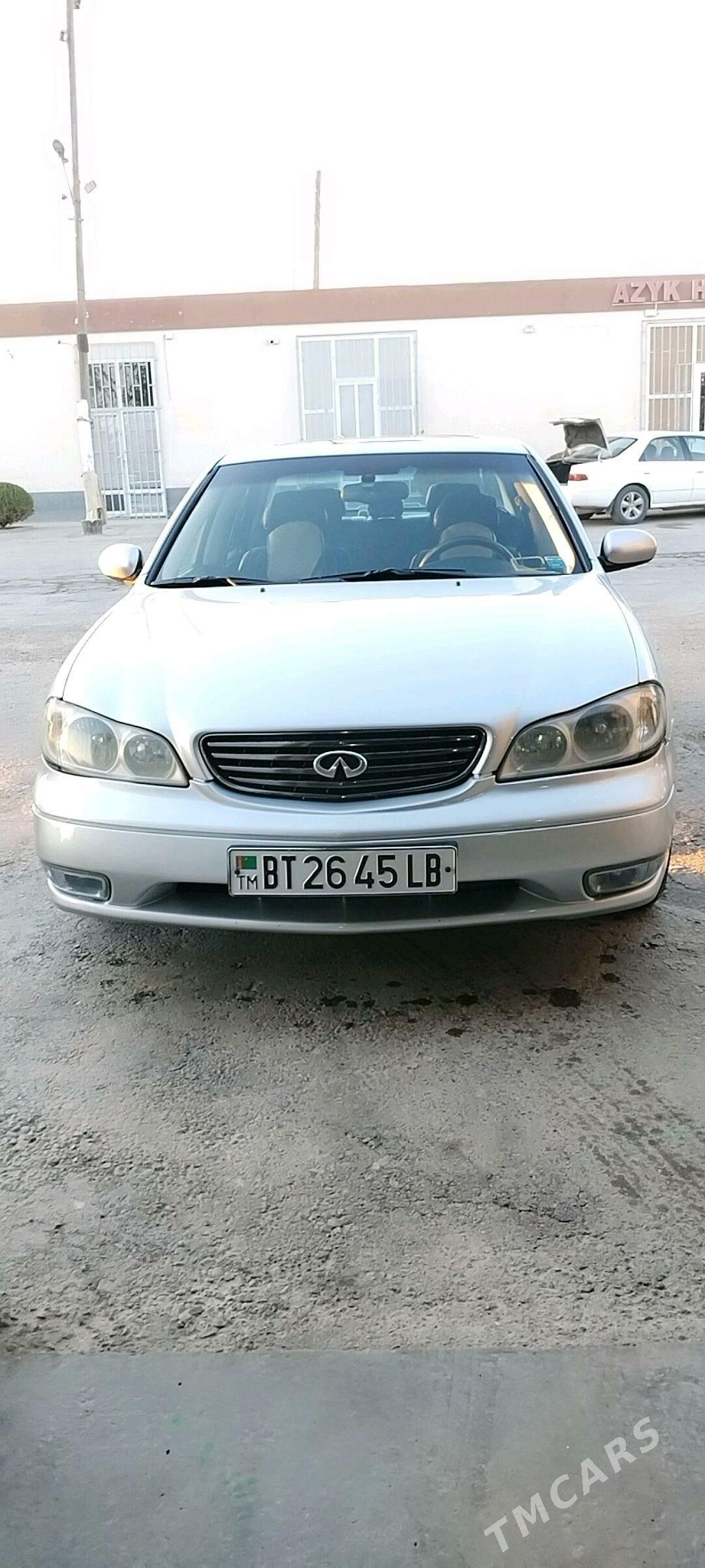 Infiniti I30 2001 - 110 000 TMT - Чарджоу - img 1