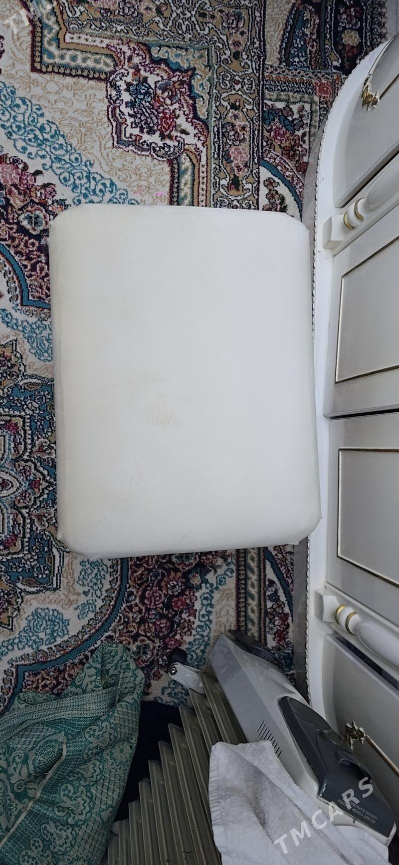 Pufik - Howdan "W" - img 2