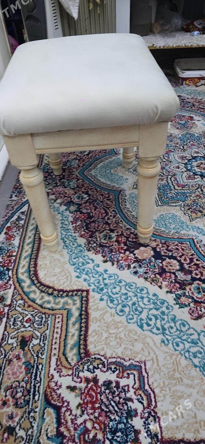 Pufik - Howdan "W" - img 4