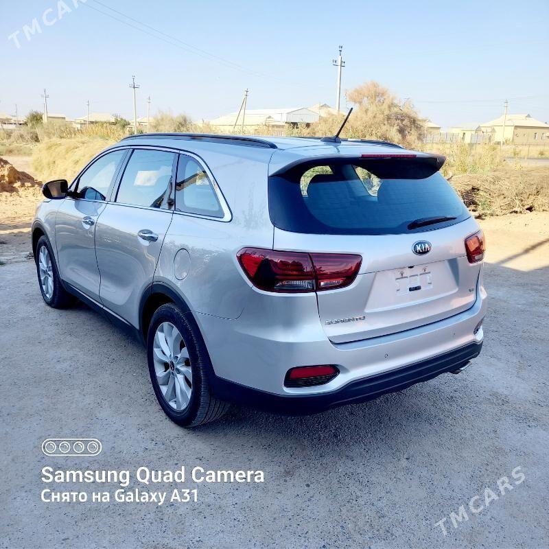 Kia Sorento 2020 - 310 000 TMT - Мары - img 3