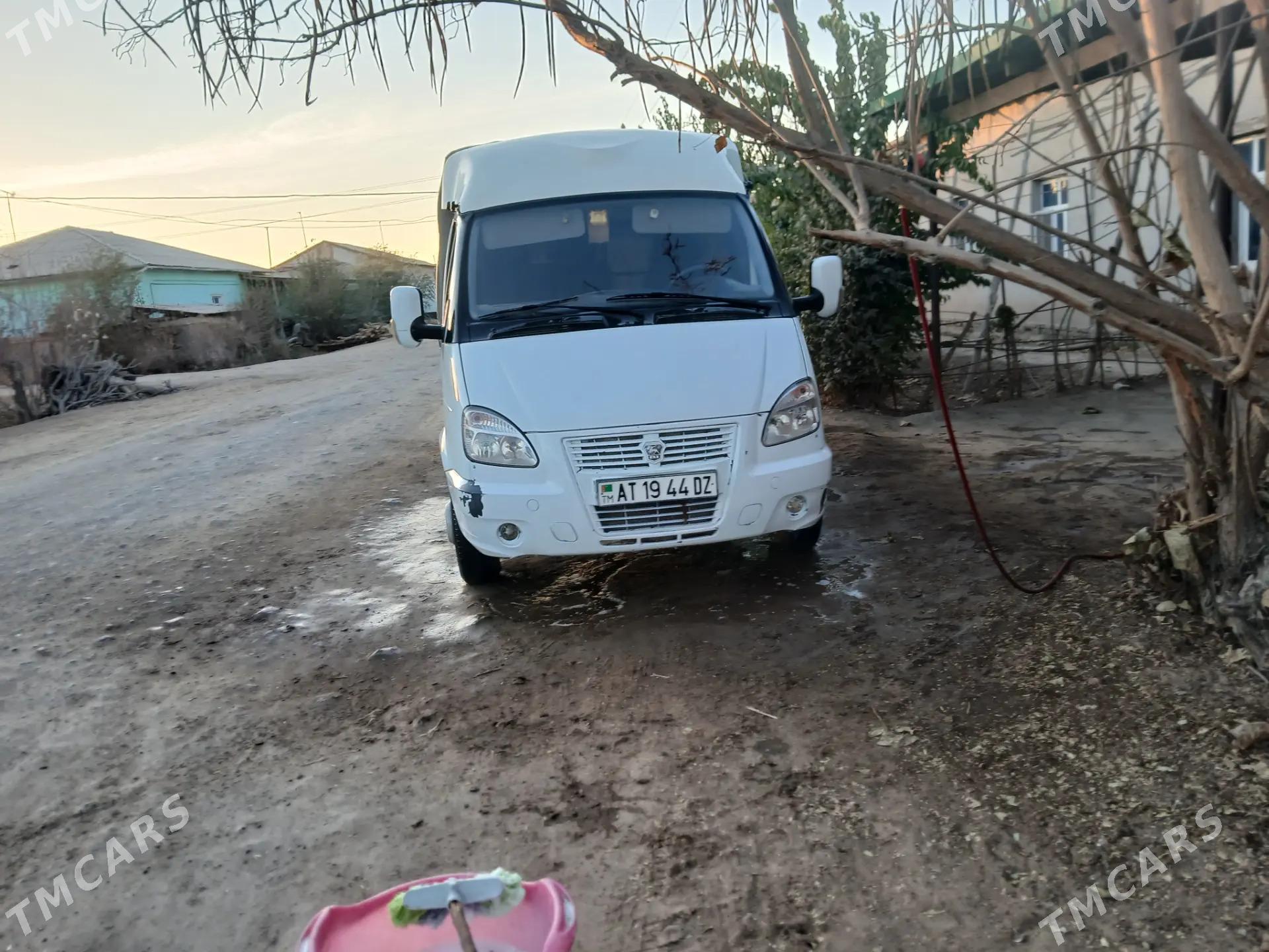 Gaz Gazel 2014 - 180 000 TMT - Шабатский этрап - img 2