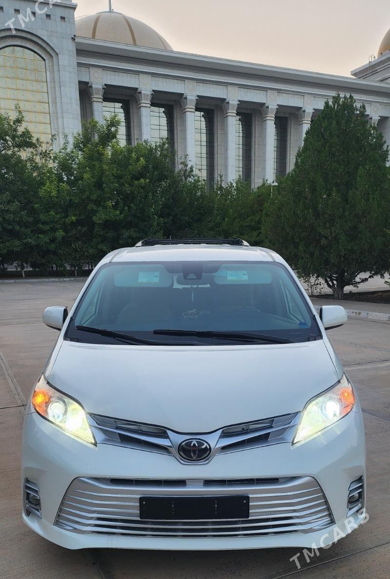 Toyota Sienna 2018 - 378 000 TMT - Ашхабад - img 1