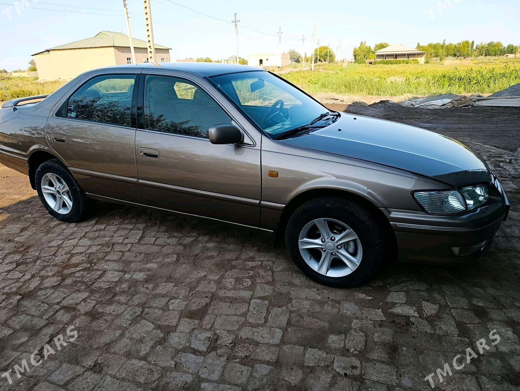 Toyota Camry 1998 - 135 000 TMT - Türkmenbaşy etr. - img 1