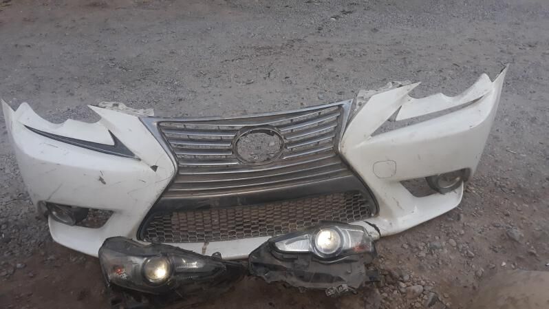 Lexus Is On bumper 3 000 TMT - Ашхабад - img 1