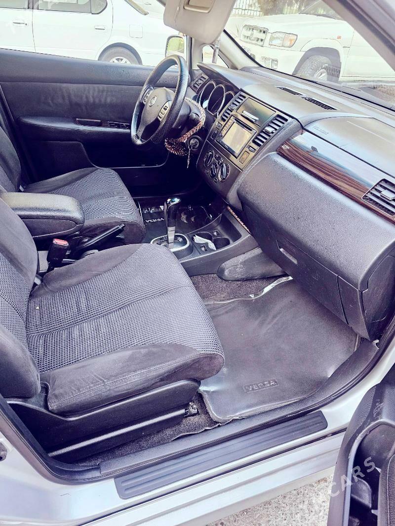 Nissan Versa 2010 - 140 000 TMT - Хитровка - img 3