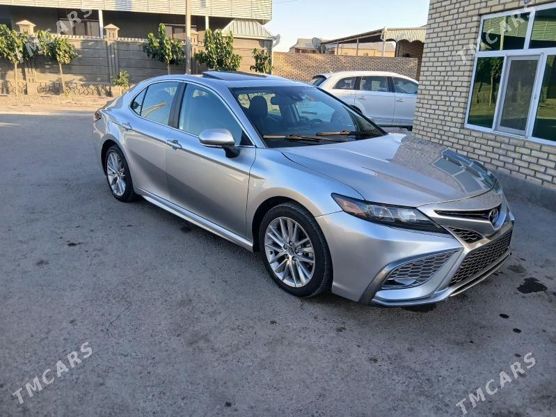 Toyota Camry 2021 - 335 000 TMT - Мары - img 3