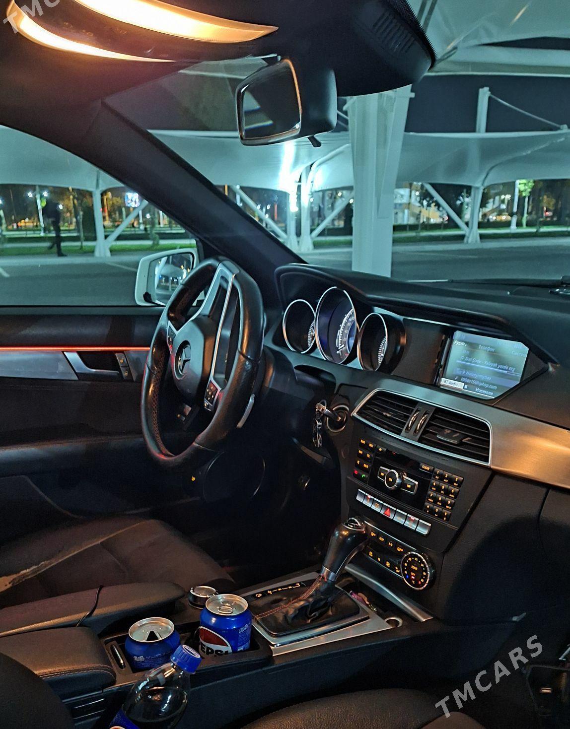 Mercedes-Benz C-Class 2014 - 237 000 TMT - Ашхабад - img 5