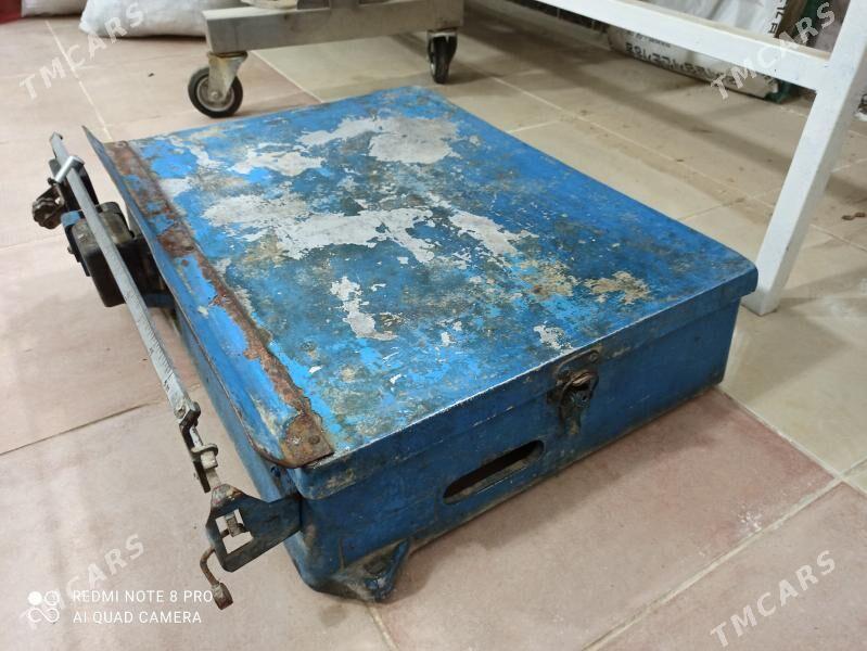 Terezi, Весы - Änew - img 2