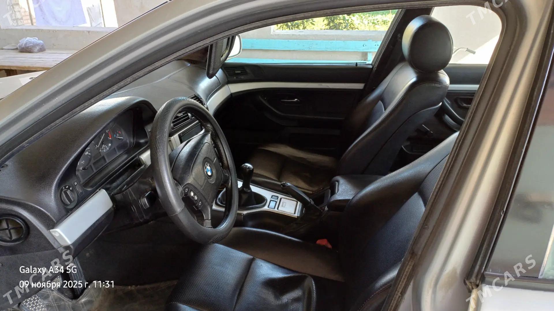 BMW E39 1998 - 110 000 TMT - Дянев - img 6