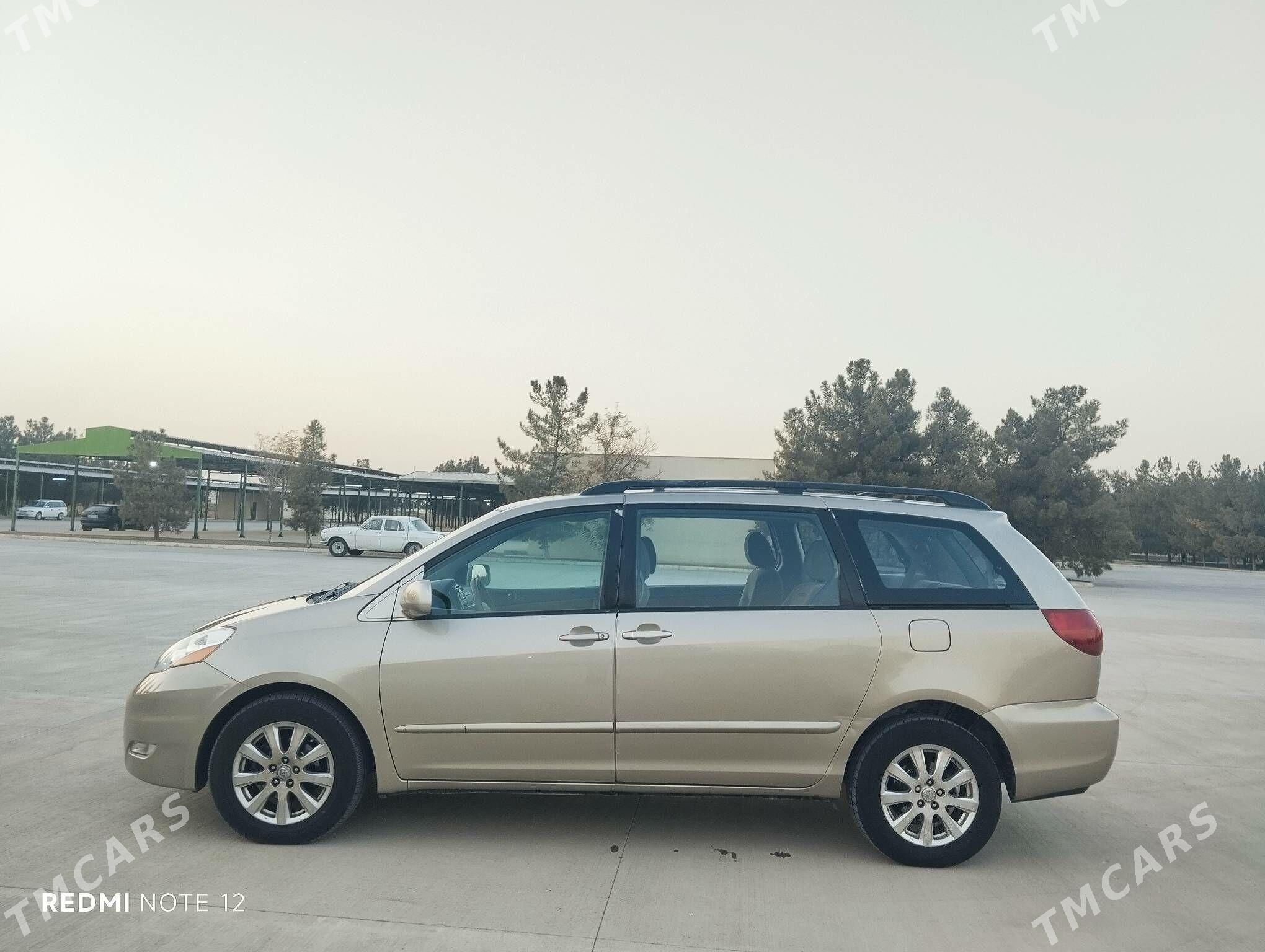 Toyota Sienna 2009 - 240 000 TMT - Gökdepe - img 4