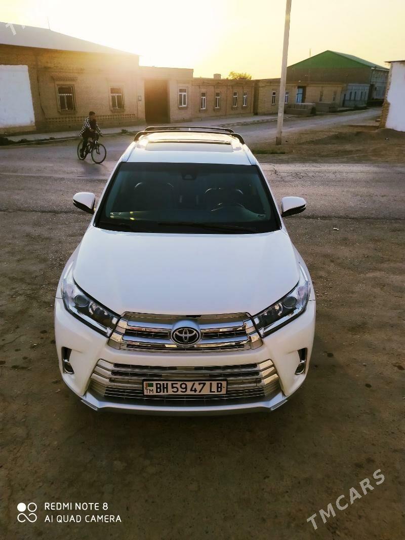 Toyota Highlander 2017 - 410 000 TMT - Türkmenabat - img 4