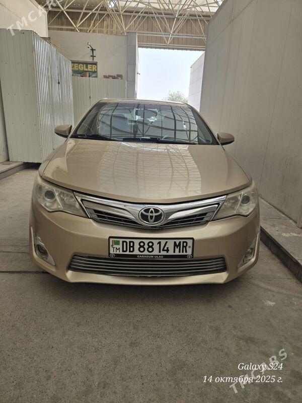 Toyota Camry 2012 - 230 000 TMT - Мургап - img 9