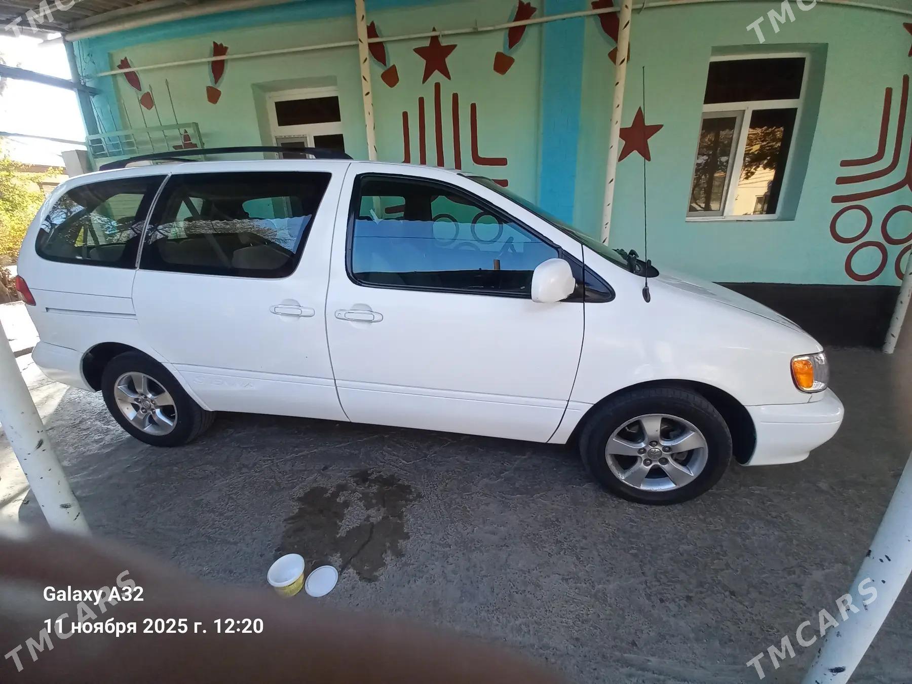 Toyota Sienna 2002 - 175 000 TMT - Ашхабад - img 5