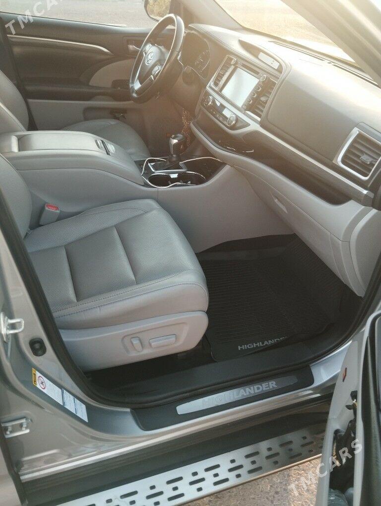 Toyota Highlander 2019 - 500 000 TMT - Туркменбаши - img 2