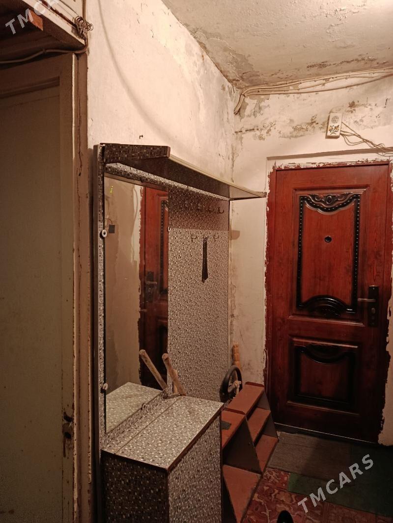 Eyyesi 11mekr 1etaj 3kom beton - 11 mkr - img 1