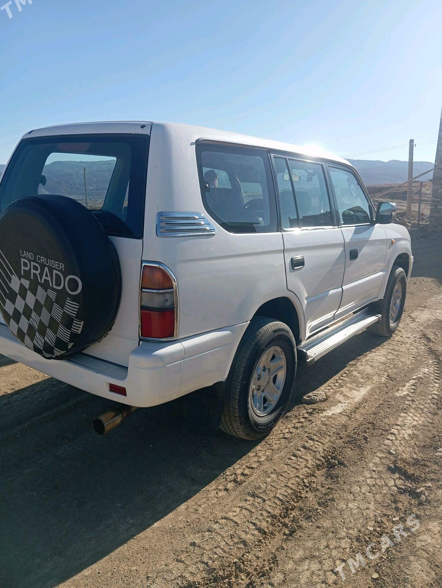 Toyota Land Cruiser Prado 1997 - 160 000 TMT - Бахарден - img 1