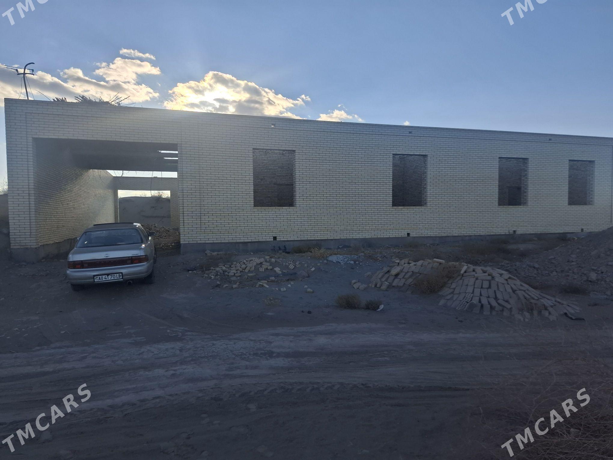 Mellek jay - Çärjew - img 1