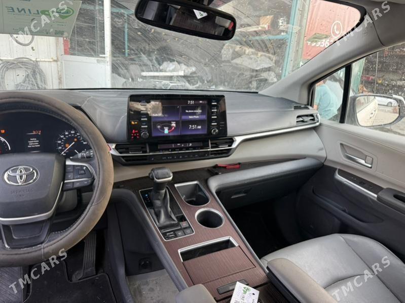 Toyota Sienna 2021 - 330 000 TMT - Ашхабад - img 6