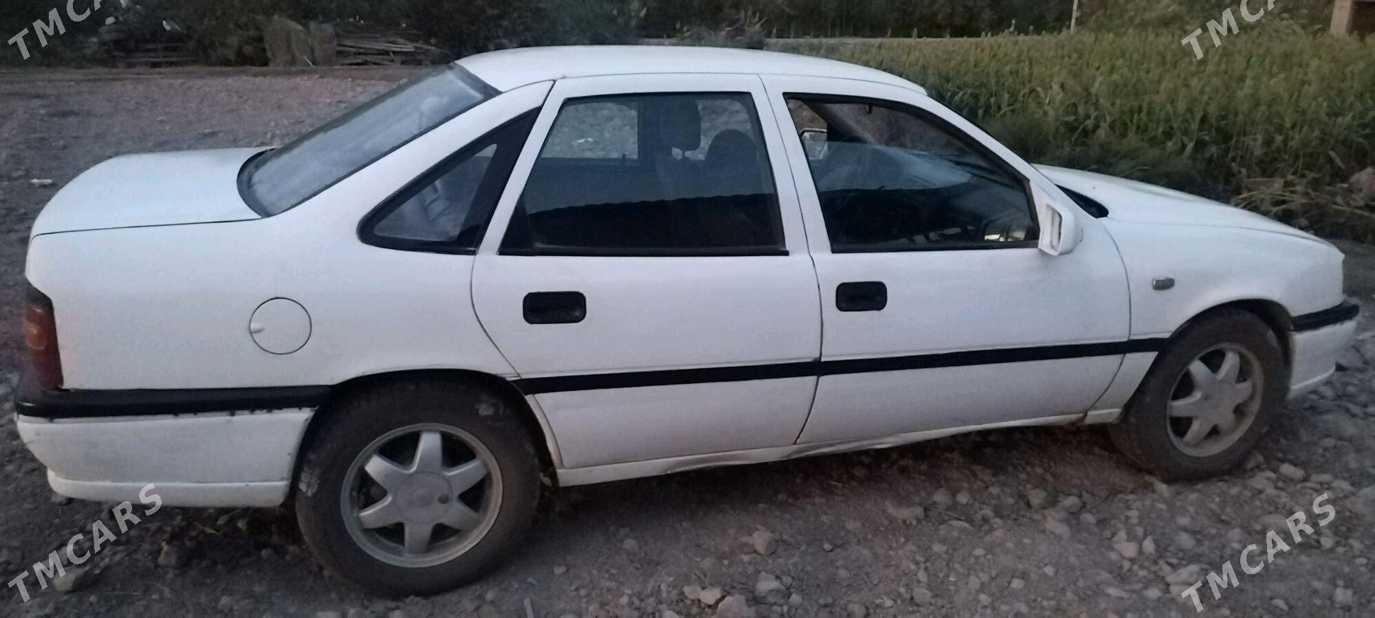 Opel Vectra 1995 - 24 000 TMT - Губадаг - img 2