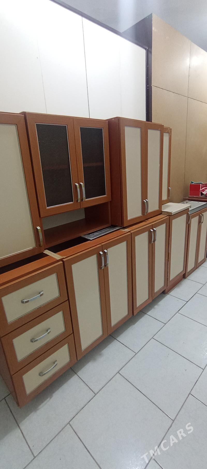 Kuhunny garnitur - Мары - img 1