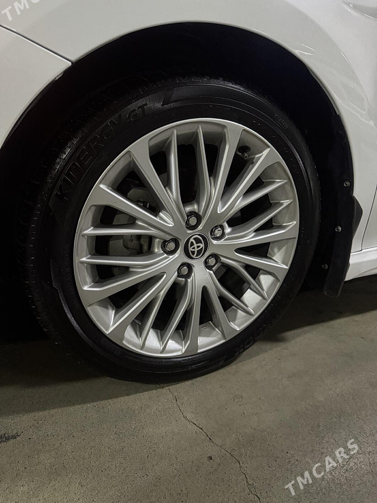 Toyota Camry 2020 - 299 000 TMT - Ашхабад - img 1