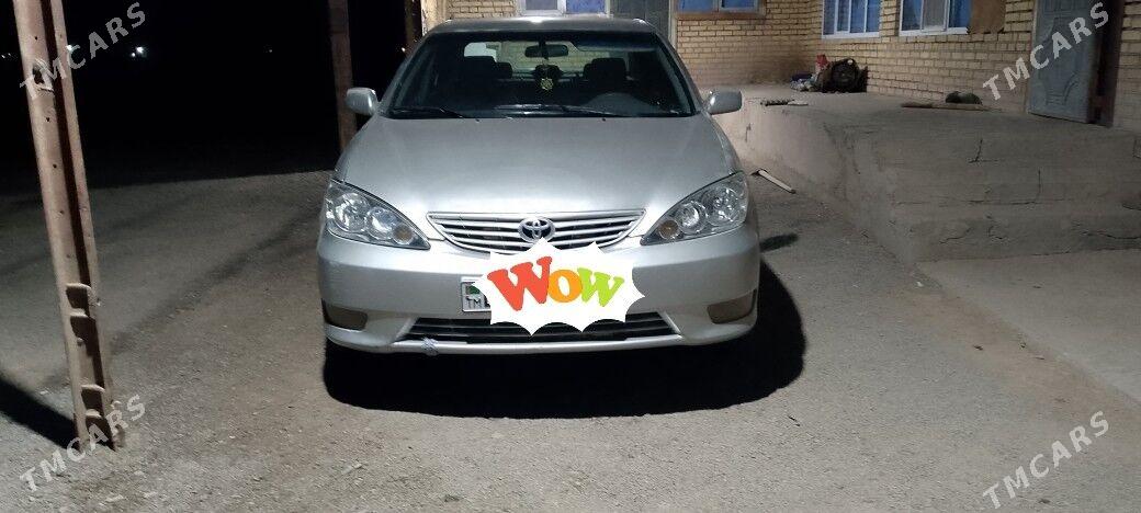 Toyota Camry 2005 - 170 000 TMT - Мары - img 1