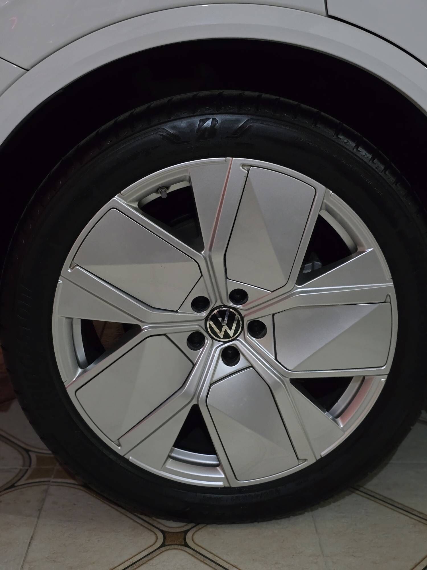 Volkswagen Touareg 2025 - 1 840 000 TMT - Ашхабад - img 4