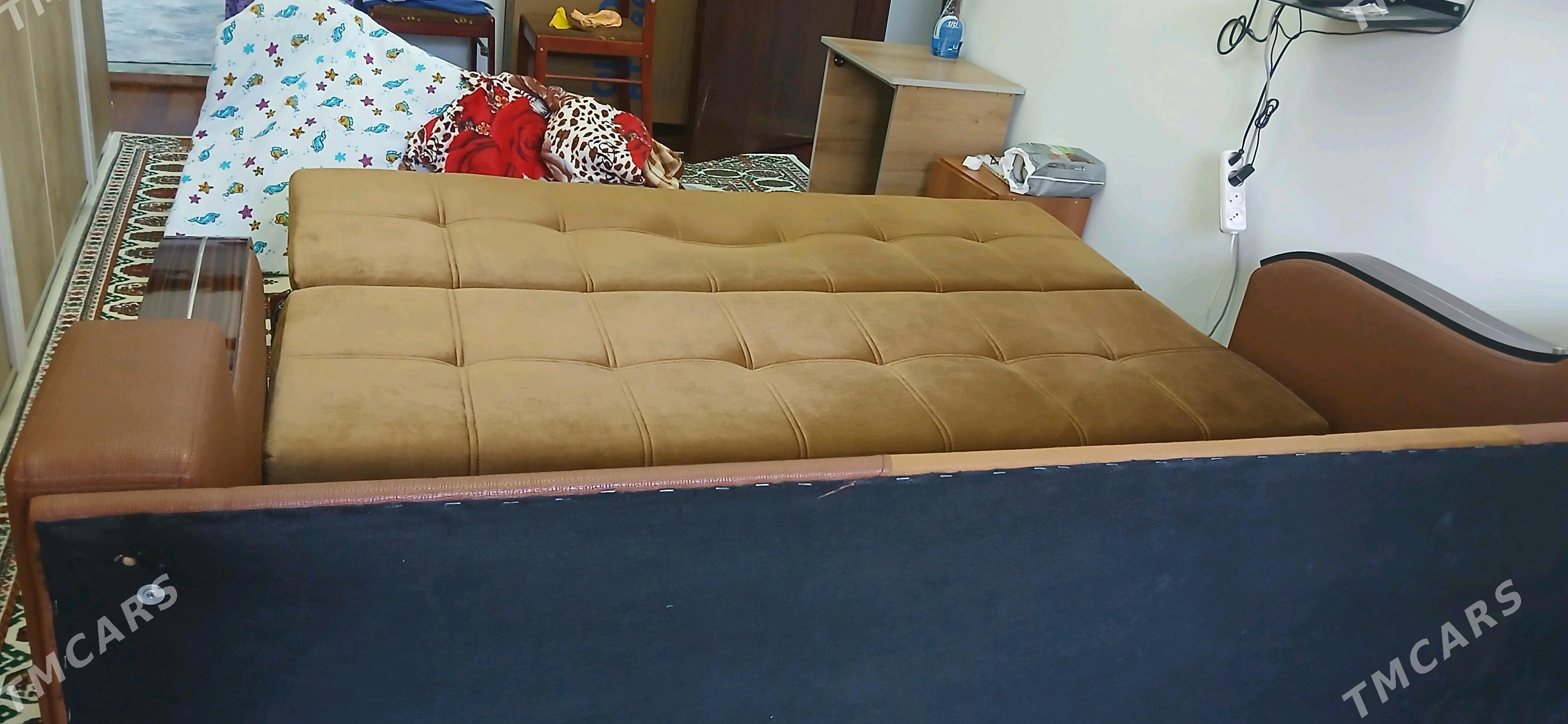 Akardiÿon diwan - Нефтегаз (ул. Андалиб-Юбилейная) - img 2