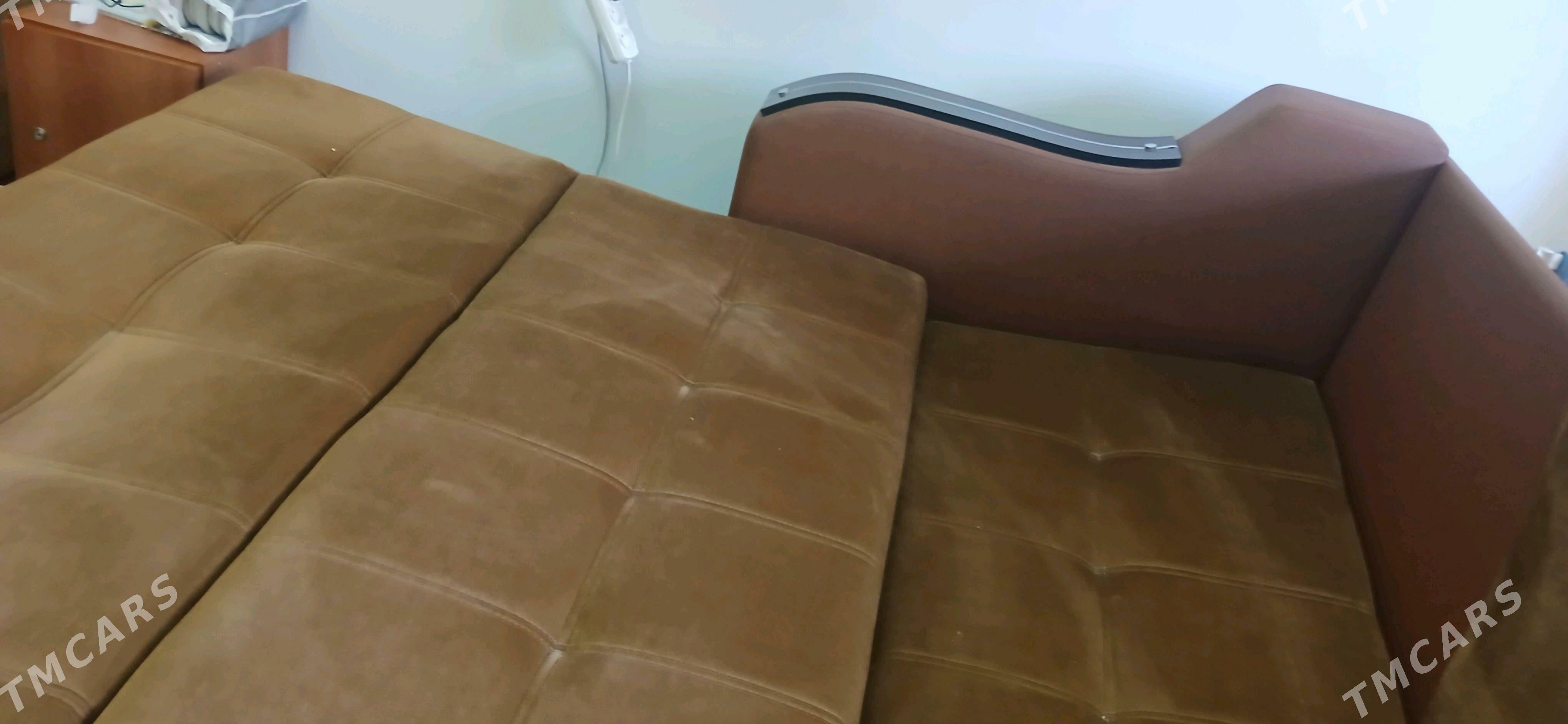 Akardiÿon diwan - Нефтегаз (ул. Андалиб-Юбилейная) - img 3