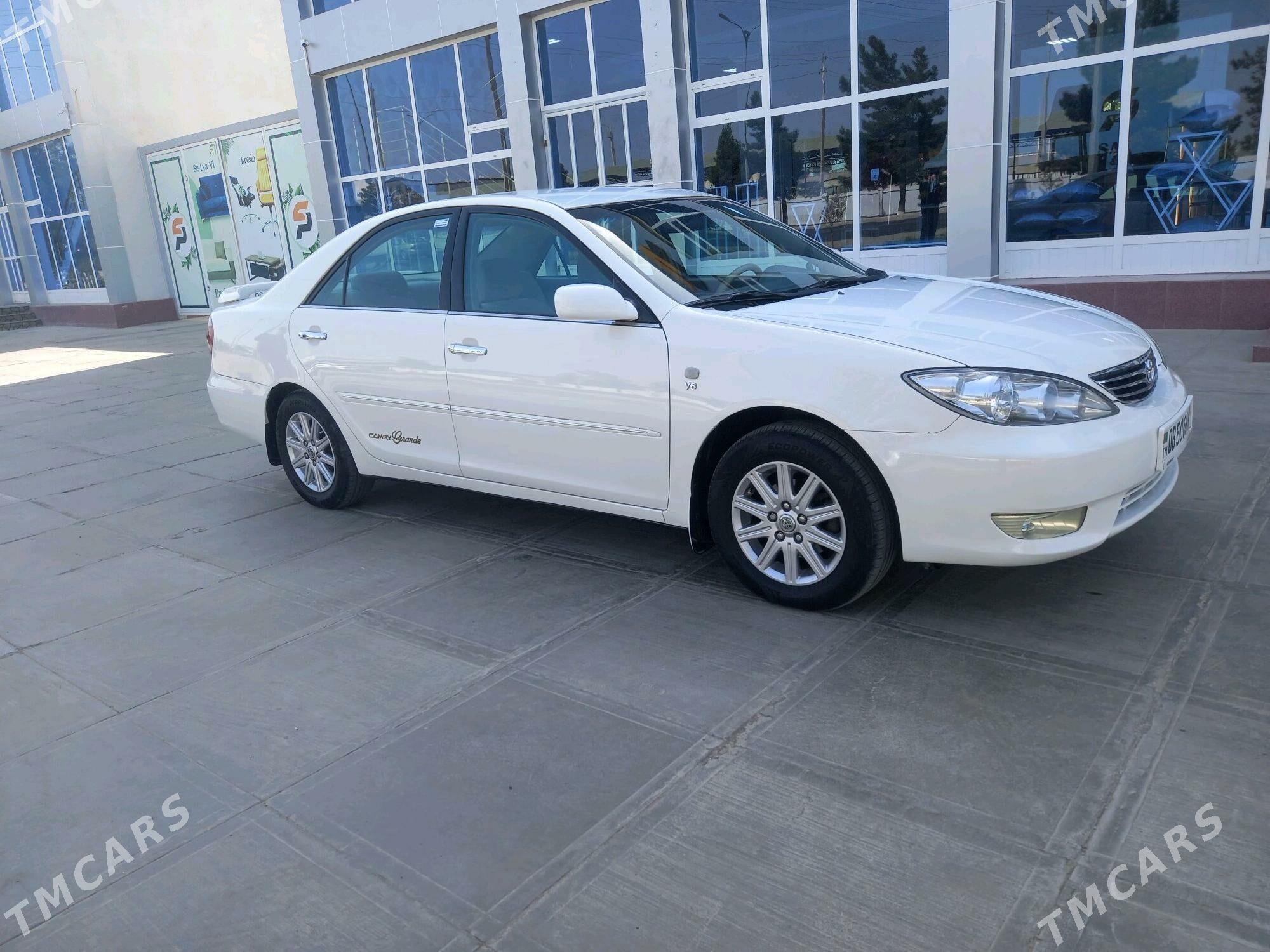 Toyota Camry 2003 - 180 000 TMT - Мары - img 3